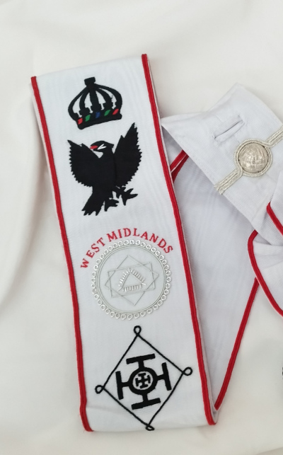 Red Cross of Constantine Divisional Sash - Click Image to Close